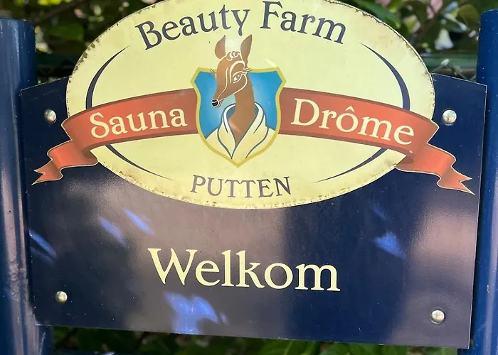 Semesterbostad Boshuisjes Veluwe Lila Met Omheinde Tuin