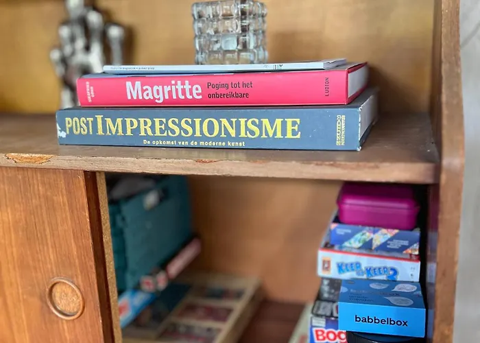 Boshuisjes Veluwe Lila Met Omheinde Tuin