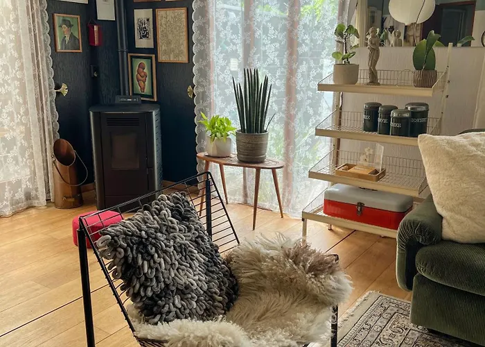 Boshuisjes Veluwe Lila Met Omheinde Tuin Semesterbostad