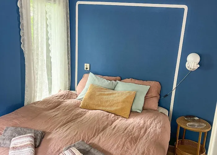 Semesterbostad Boshuisjes Veluwe Lila Met Omheinde Tuin Putten